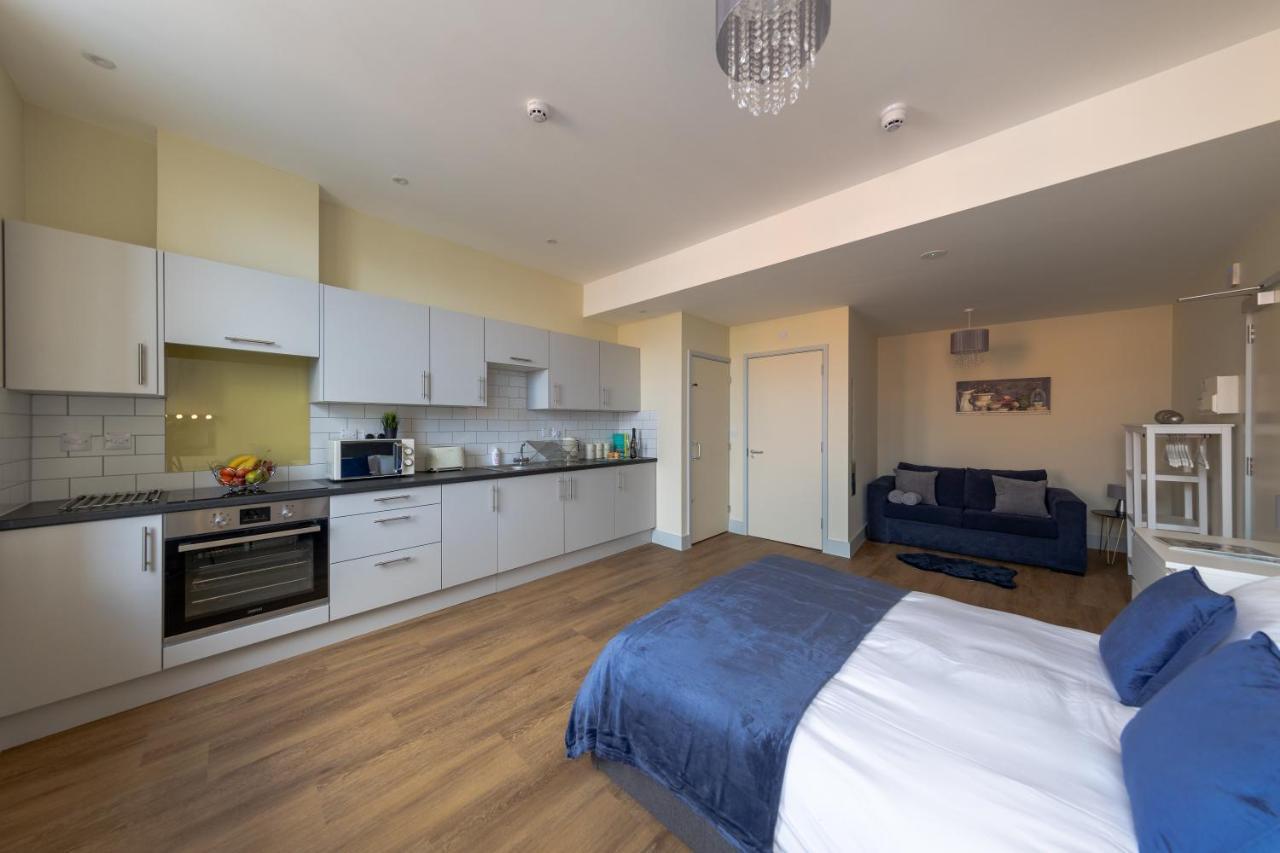 Apartment 7, Isabella House, Aparthotel, By Rentmyhouse Hereford Exterior photo