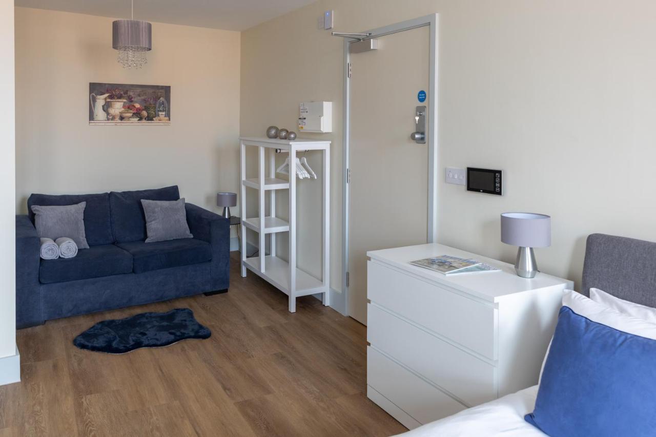 Apartment 7, Isabella House, Aparthotel, By Rentmyhouse Hereford Exterior photo
