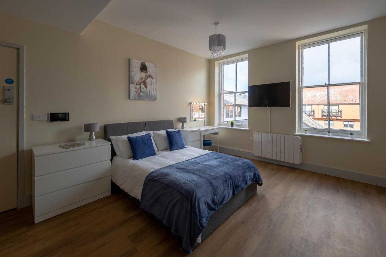 Apartment 7, Isabella House, Aparthotel, By Rentmyhouse Hereford Exterior photo