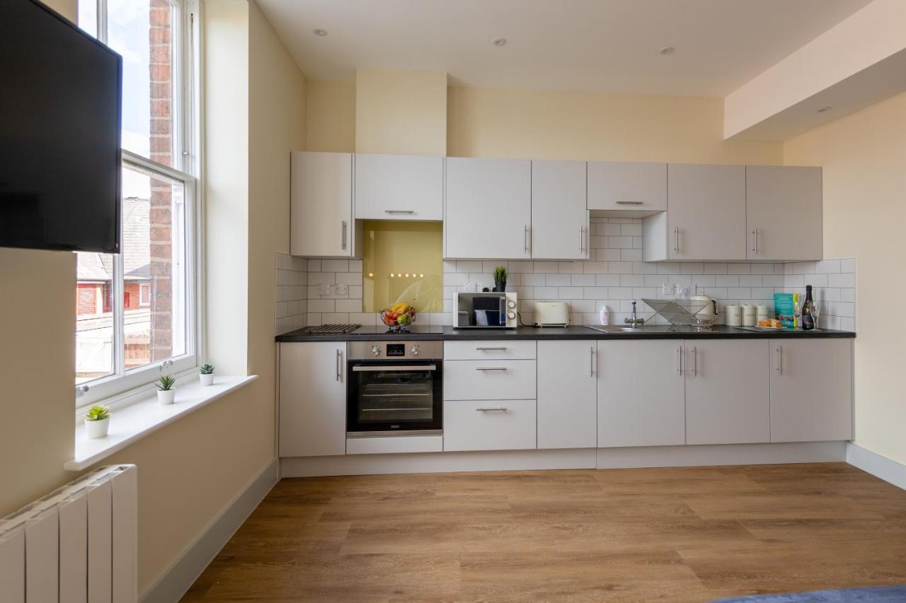 Apartment 7, Isabella House, Aparthotel, By Rentmyhouse Hereford Exterior photo